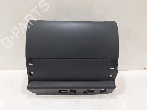 Used Glove box AUDI A3 Sportback (8PA) 1.6 (102 hp) 31059479