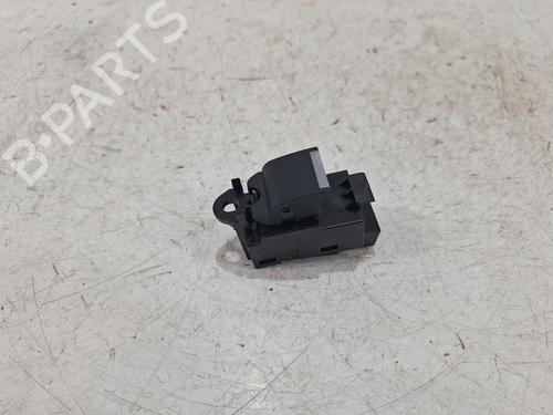 switch-land-rover-discovery-v-l462-2016-31750873 main image