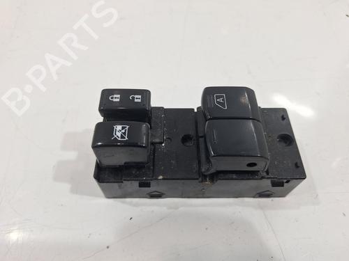 Used Right front window switch Right front window switch 31964970 31964970