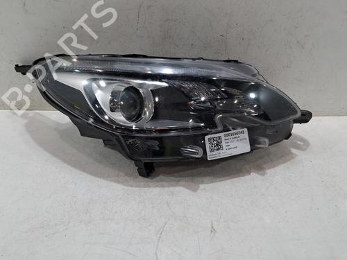 Used Right headlight PEUGEOT 2008 I (CU_) 1.2 THP 110 / PureTech 110 (110 hp) 32851914