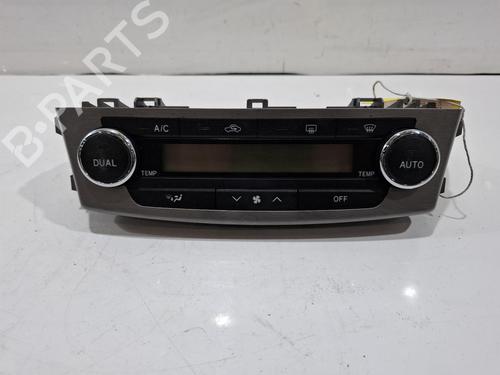 Used Climate control Climate control 38481013 38481013