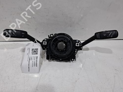 switch-vw-t-roc-a11-d11-2017-38568840 main image