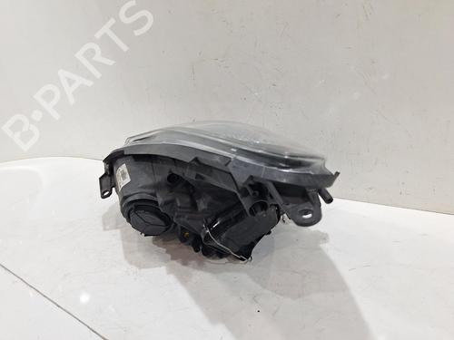 Right headlight VAUXHALL CORSA Mk III (D) (S07) 1.4 (L08) | BP31209114C29