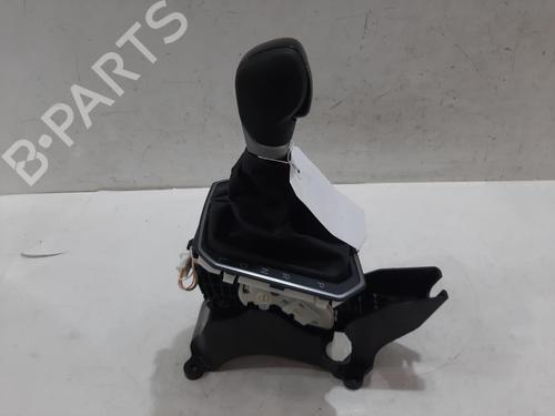 Used Gear lever Gear lever DACIA SANDERO III 1.0 TCe 90 (91 hp) 33647644 33647644