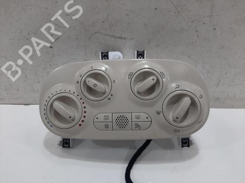 climate-control-fiat-500-312_-2007-33010695 main image