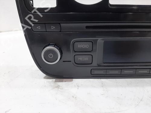 Radio VW UP! (121, 122, BL1, BL2, BL3, 123) 1.0 | BP29444918E6 