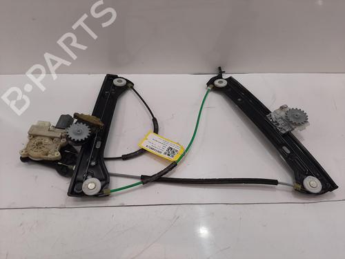 Rudehejsemekanisme Højre foran Rudehejsemekanisme Højre foran MINI MINI (F56) Cooper (136 hp) 33940626 33940626