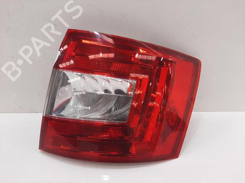 Højre baglygte SKODA OCTAVIA III Combi (5E5, 5E6) 2.0 TDI (150 hp) 28507014