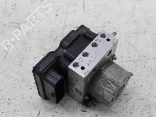 Used ABS pump RENAULT KADJAR (HA_, HL_) 1.5 dCi 110 (HLA3) (110 hp) 26785686