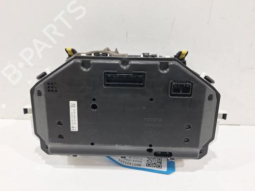 Instrument cluster TOYOTA YARIS (_P13_) 1.5 (NSP131_) | BP26848706C47 