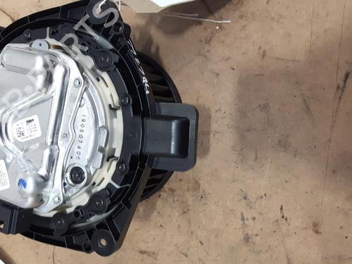 Heater blower motor BMW X4 (G02, F98) xDrive 20 d | BP29266087M62 