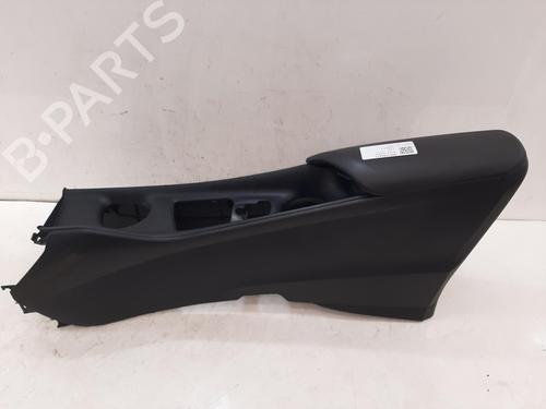 middle-console-toyota-c-hr-_x1_-2016-37702633 main image