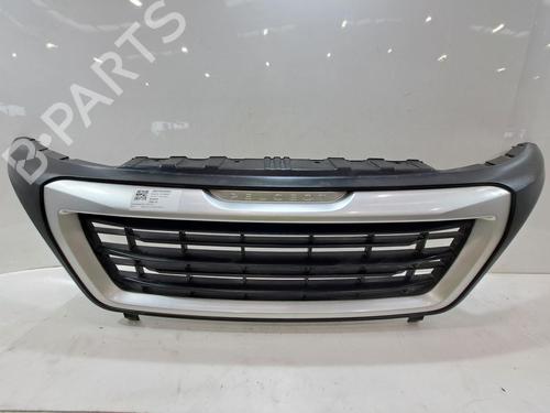 Used Grille Grille 38969857 38969857