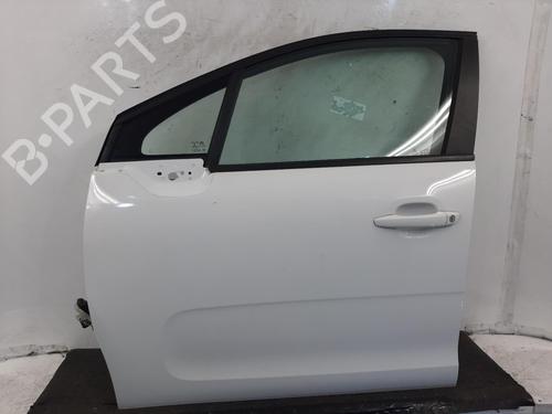 Used Left front door CITROËN C3 III (SX) 1.2 VTi 68 (68 hp) 31009912