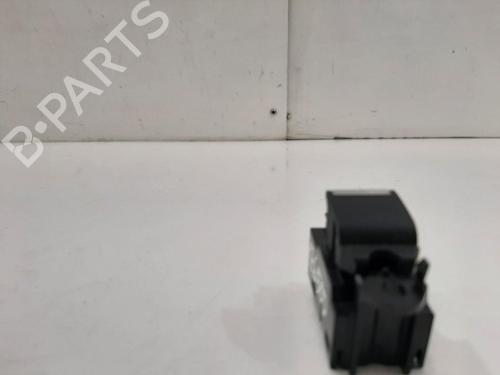 Switch JAGUAR I-PACE (X590) EV400 AWD | BP27203675I30 