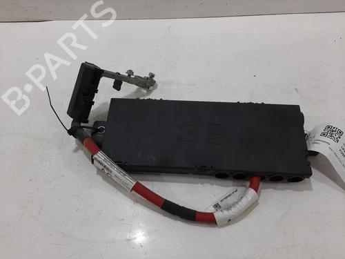 Used Fuse box JAGUAR I-PACE (X590) EV400 AWD (400 hp) 30179553