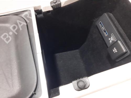 Middle console JAGUAR I-PACE (X590) EV400 AWD | BP29966439I22 