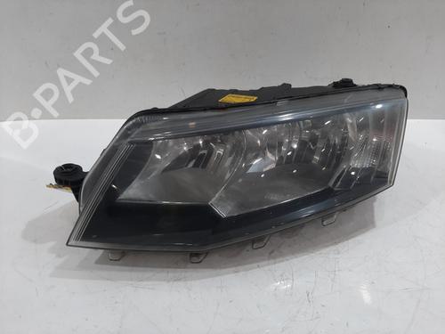 Used Left headlight SKODA OCTAVIA III (5E3, NL3, NR3) 1.6 TDI (110 hp) 26794434