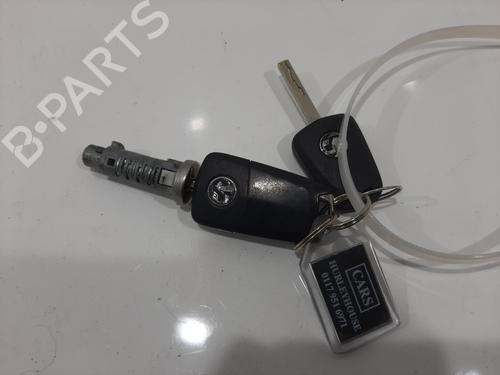 Used Ignition barrel VAUXHALL CORSA Mk III (D) (S07) 1.0 i 12V (L08) (65 hp) 30057731