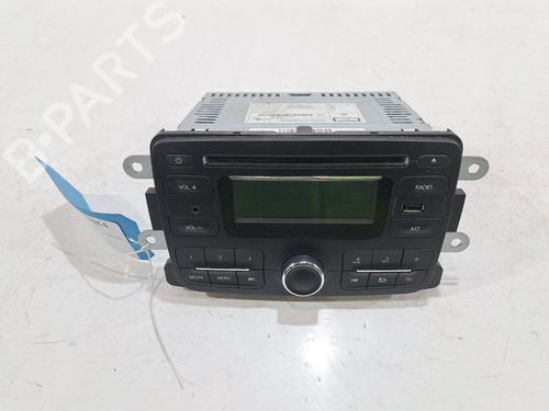 radio-dacia-sandero-ii-2012-30870226 main image