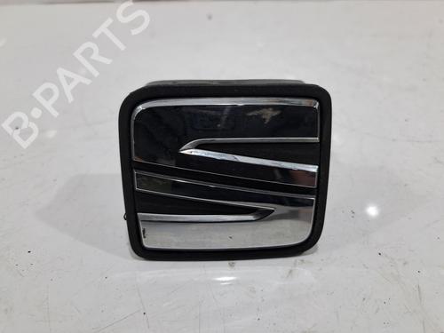 Used Tailgate handle Tailgate handle 38048558 38048558