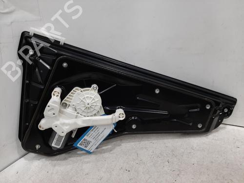 Used Rear left window mechanism LAND ROVER DISCOVERY IV (L319) 3.0 SDV6 4x4 (256 hp) 26826043