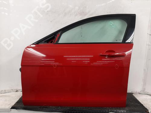 left-front-door-jaguar-xe-x760-2015-33010675 main image