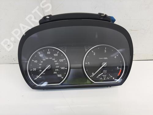 Used Instrument cluster BMW 1 (E81) 123 d (204 hp) 26839465