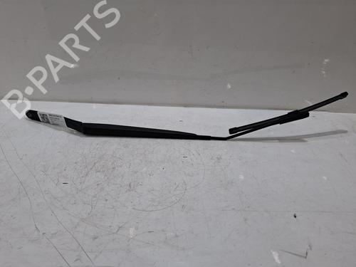 Used Front windshield wiper arm Front windshield wiper arm 39418683 39418683