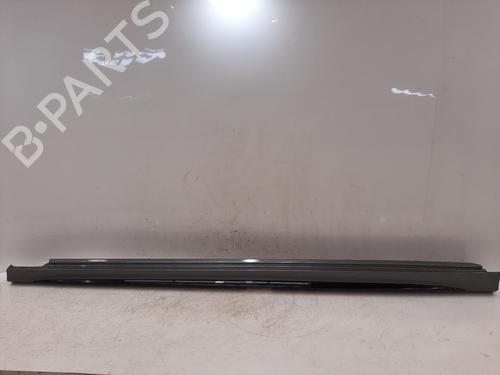 Used Left sideskirt Left sideskirt 37484710 37484710