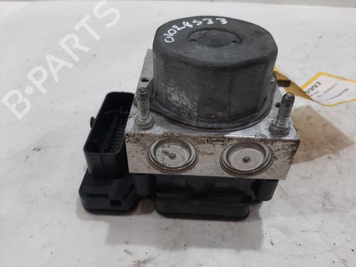 Używane Pompa ABS SUZUKI SWIFT IV (FZ, NZ) 1.2 (AZH412, ZC72S) (94 hp) 30285901