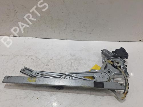 Vindusheismekanisme høyre foran TOYOTA AURIS (_E15_) 1.33 Dual-VVTi (NRE150_, NRE150R) (101 hp) 32214946