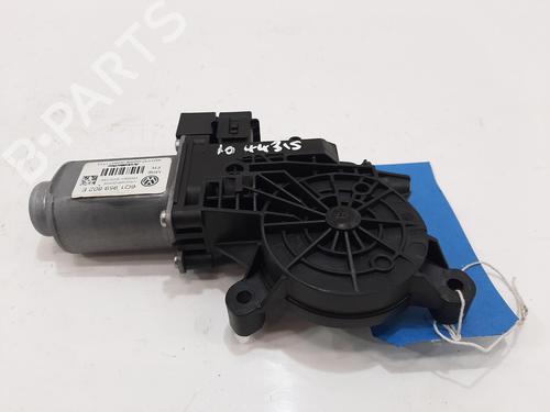 Vindusheismekanisme venstre foran VW POLO IV (9N_, 9A_) 1.2 (60 hp) 33035558