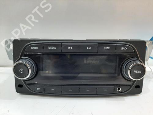 Used Radio VAUXHALL VIVA (C16) 1.0 (75 hp) 28448745