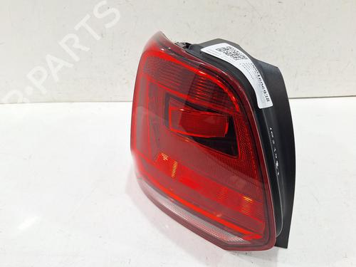 Venstre baglygte VW POLO V (6R1, 6C1) 1.2 TSI 16V (90 hp) 31538233