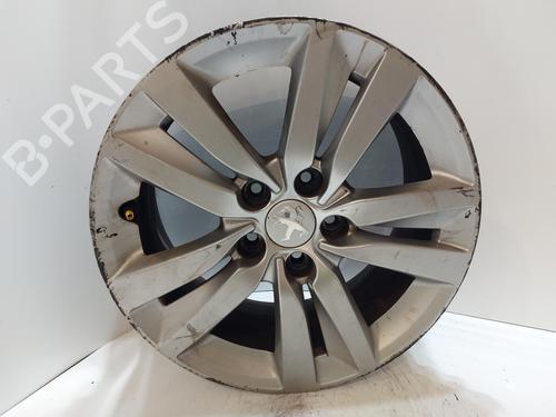 Używane Felga PEUGEOT 308 II (LB_, LP_, LW_, LH_, L3_) 1.2 THP 130 (131 hp) 32409226