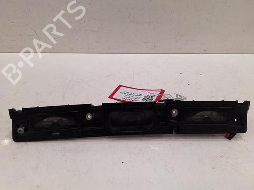 Used Licence plate light LAND ROVER RANGE ROVER SPORT II (L494) 4.4 SDV8 4x4 (340 hp) 26808299
