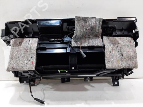 Glove box LAND ROVER RANGE ROVER IV (L405) 4.4 SDV8 4x4 | BP30179996C95