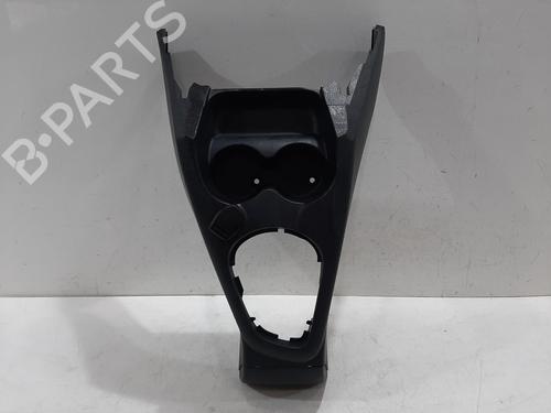Used Middle console DACIA SANDERO II 1.2 (73 hp) 32239612
