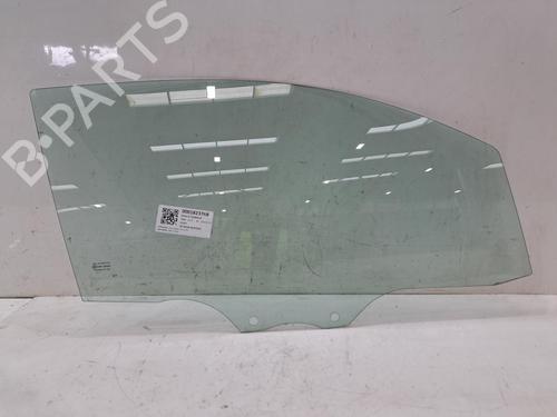 dr-rude-hjre-foran-toyota-aygo-_b4_-2014-38982868 main image