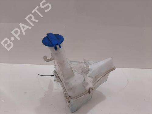 Used Windscreen washer tank Windscreen washer tank HYUNDAI i30 (PDE, PD, PDEN) 1.0 T-GDI hybrid 48V (120 hp) 33988133 33988133