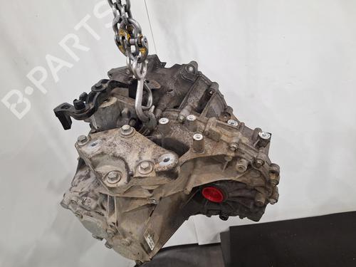Gearbox VOLVO V40 Hatchback (525) T2 | BP31361442M3
