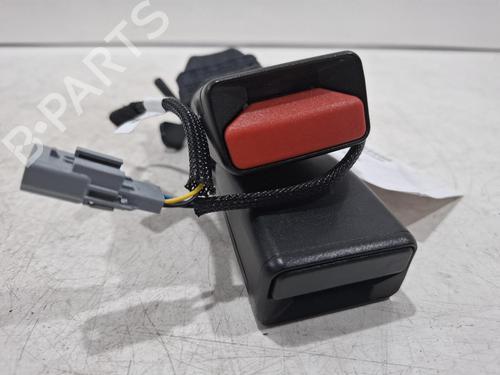 Used Seat buckle Seat buckle RENAULT CAPTUR II (HF_) E-TECH 145 (HFMU) (143 hp) 40258393 40258393