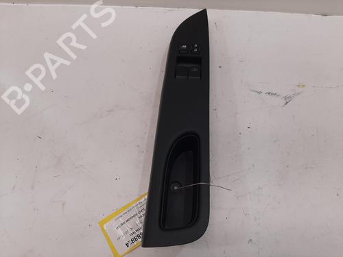 Used Right front window switch Right front window switch 33987901 33987901