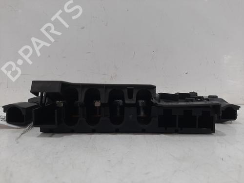 Used Fuse box LAND ROVER RANGE ROVER IV (L405) 4.4 SDV8 4x4 (340 hp) 28722673