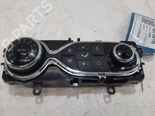 climate-control-renault-captur-i-j5_-h5_-2013-35986058 main image