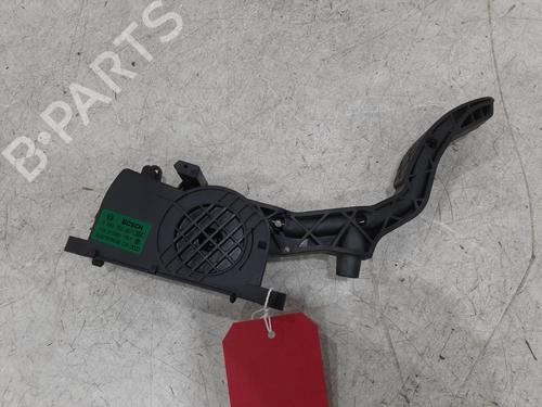 Pédale SKODA ROOMSTER (5J7) 1.2 (70 hp) 26850064