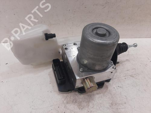 Used Brake master cylinder Brake master cylinder LAND ROVER RANGE ROVER EVOQUE (L551) 2.0 D200 MHEV 4x4 (204 hp) 32529021 32529021
