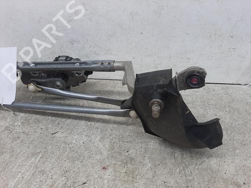 Used Front wiper motor TOYOTA YARIS (_P21_, _PA1_, _PH1_) 1.5 Hybrid (MXPH10, MXPH11) (116 hp) 29322533