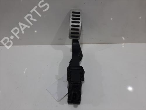 pedal-volvo-xc40-536-2017-36087341 main image